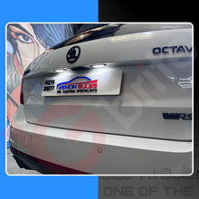 Load image into Gallery viewer, 2x 18 LED NUMBER PLATE LIGHT UNITS 5500K XENON WHITE ERROR FREE FOR AUDI A1 8XA A3 8V Saloon